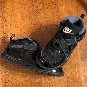 Toddler Nike Raid sneakers